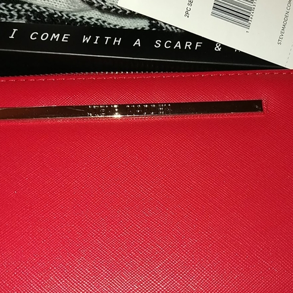 (B2) ❗FINAL Steve Madden scarf and wallet set - Picture 2 of 5